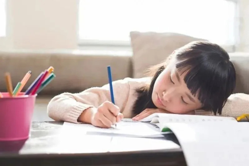 Bàn học thông minh tại Phú Thọ