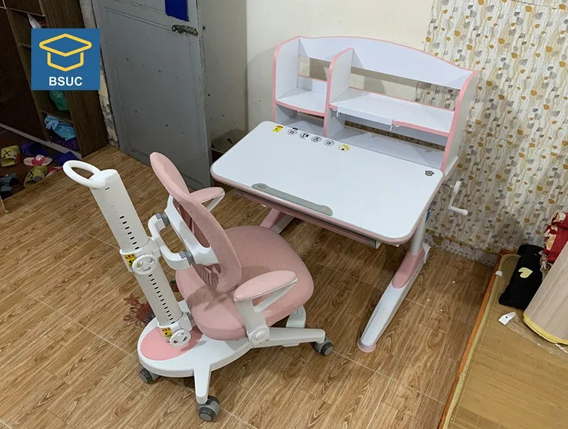 Bảng màu bàn học chống gù